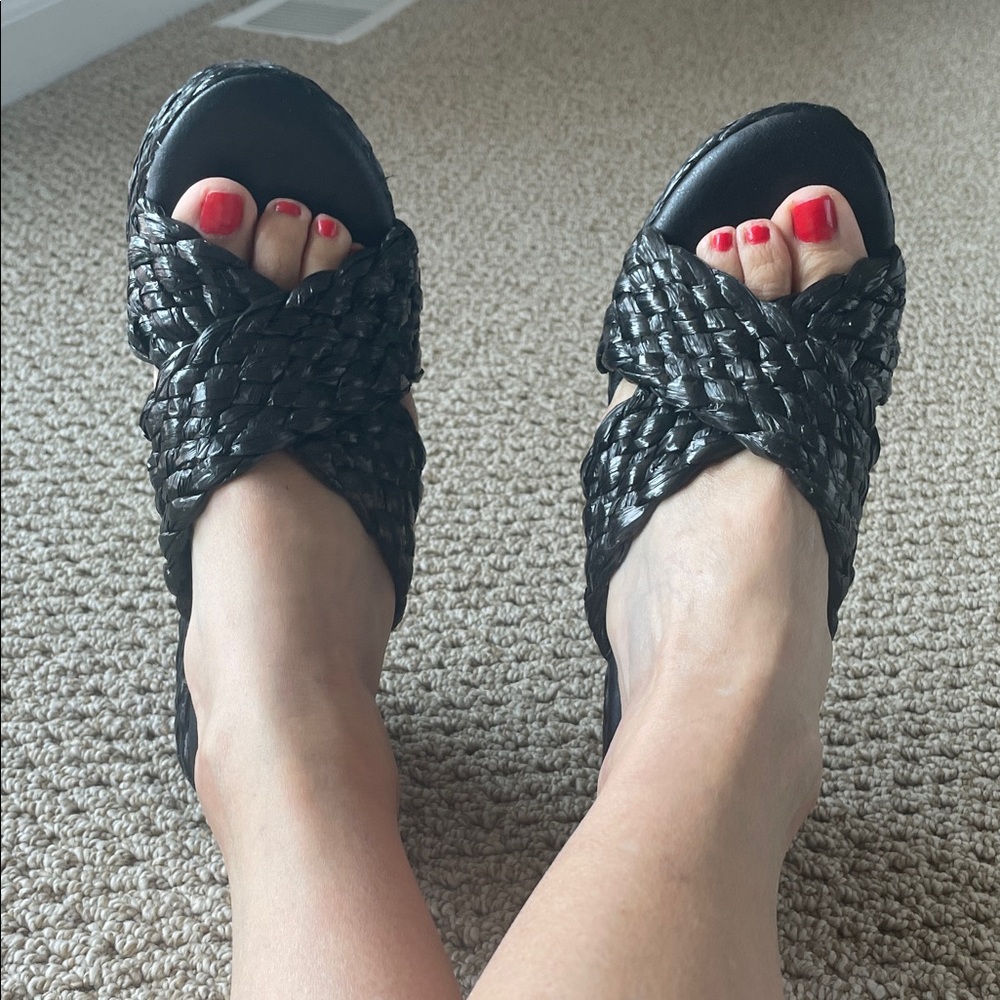 Women's Black Woven Sandals Beach by Matisse